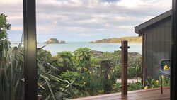 The Bay House Beachfront Accommodation主图