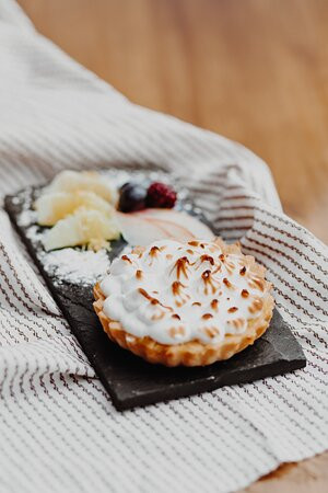 Bahrü - Enjoy & Share