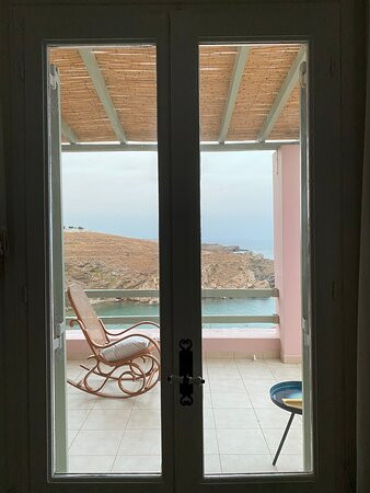 Elefthia Syros主图