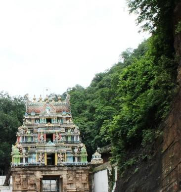 Diguva Ahobila Lakshmi Narasimha Swamy Temple景点图片