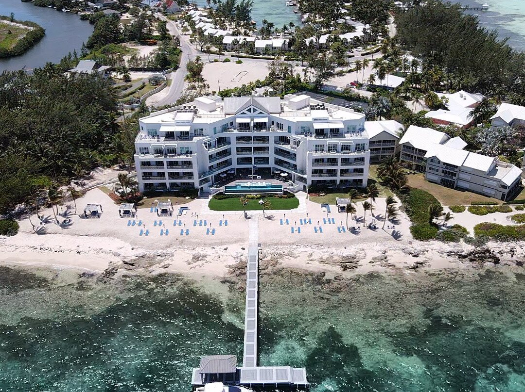 Rum Point Club Resort主图