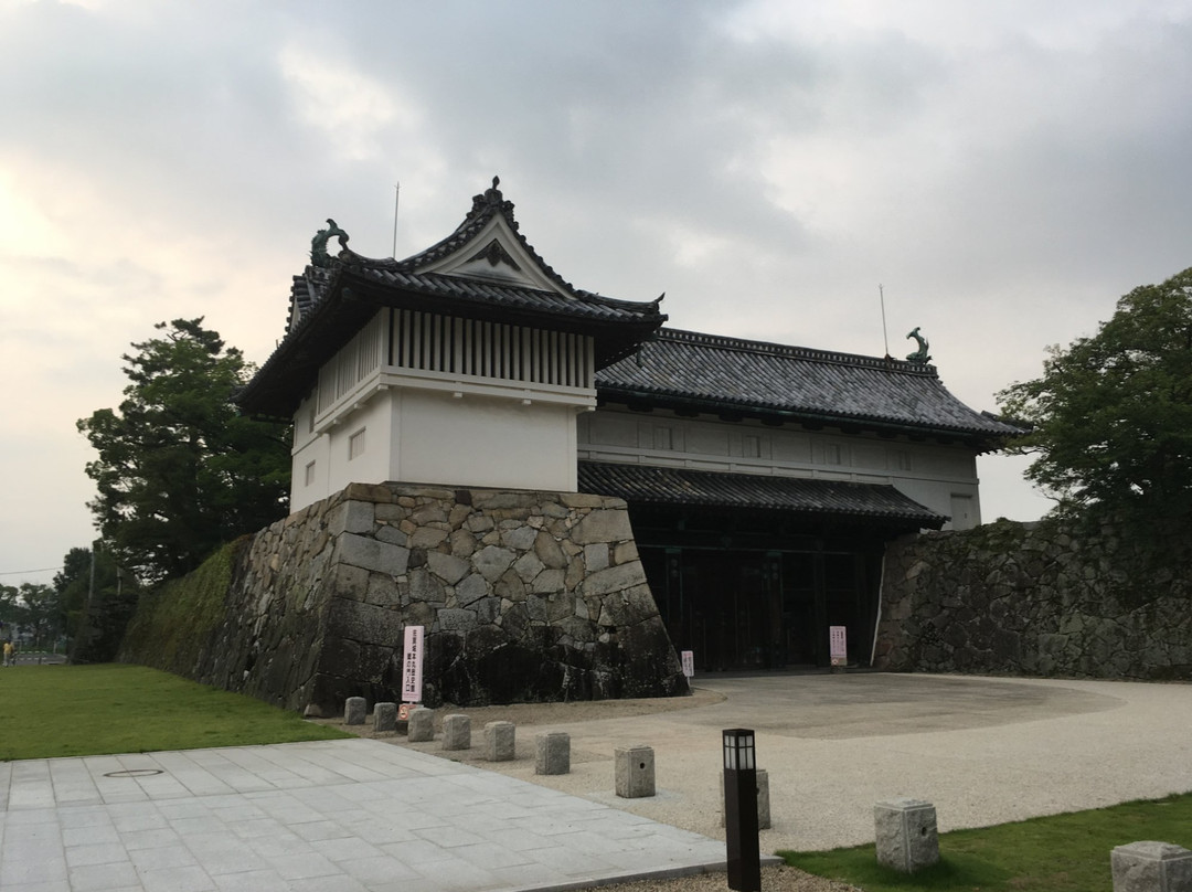 Saga Castle Shachinomon & Tsuzuki Yagura