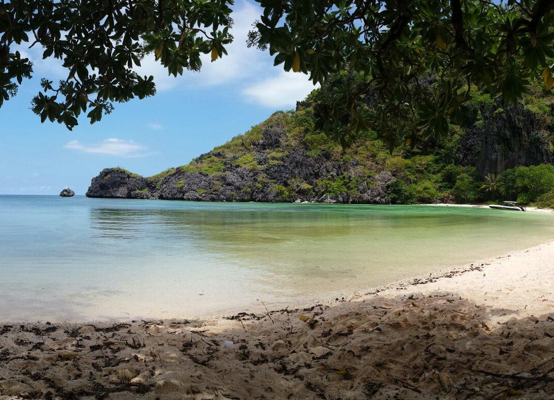 Binangculan Bay-爱妮岛必去景点