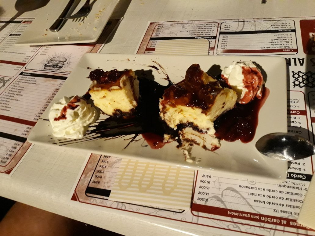 Asador Restaurante Cafetería Entrecarbones