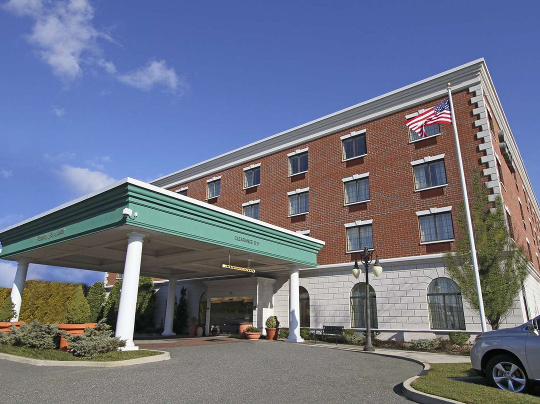 Hampton Inn & Suites Rockville Centre主图