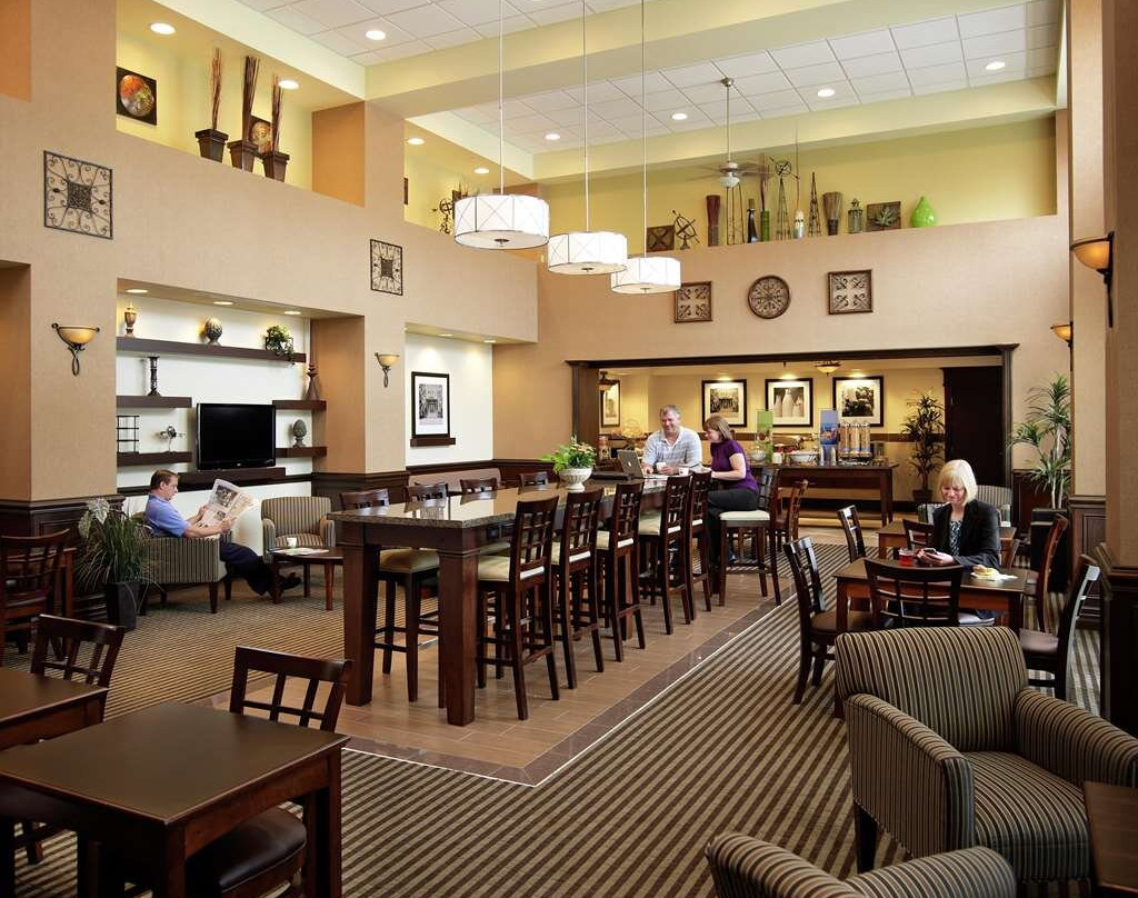 Hampton Inn by Hilton North Bay主图