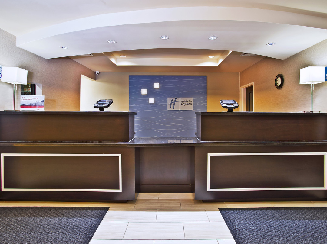 Holiday Inn Express & Suites Springfield - Dayton Area By IHG主图