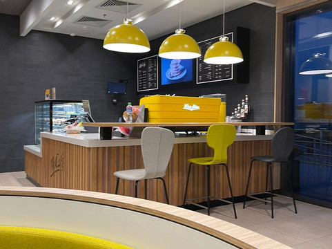 McDonalds Corniche New