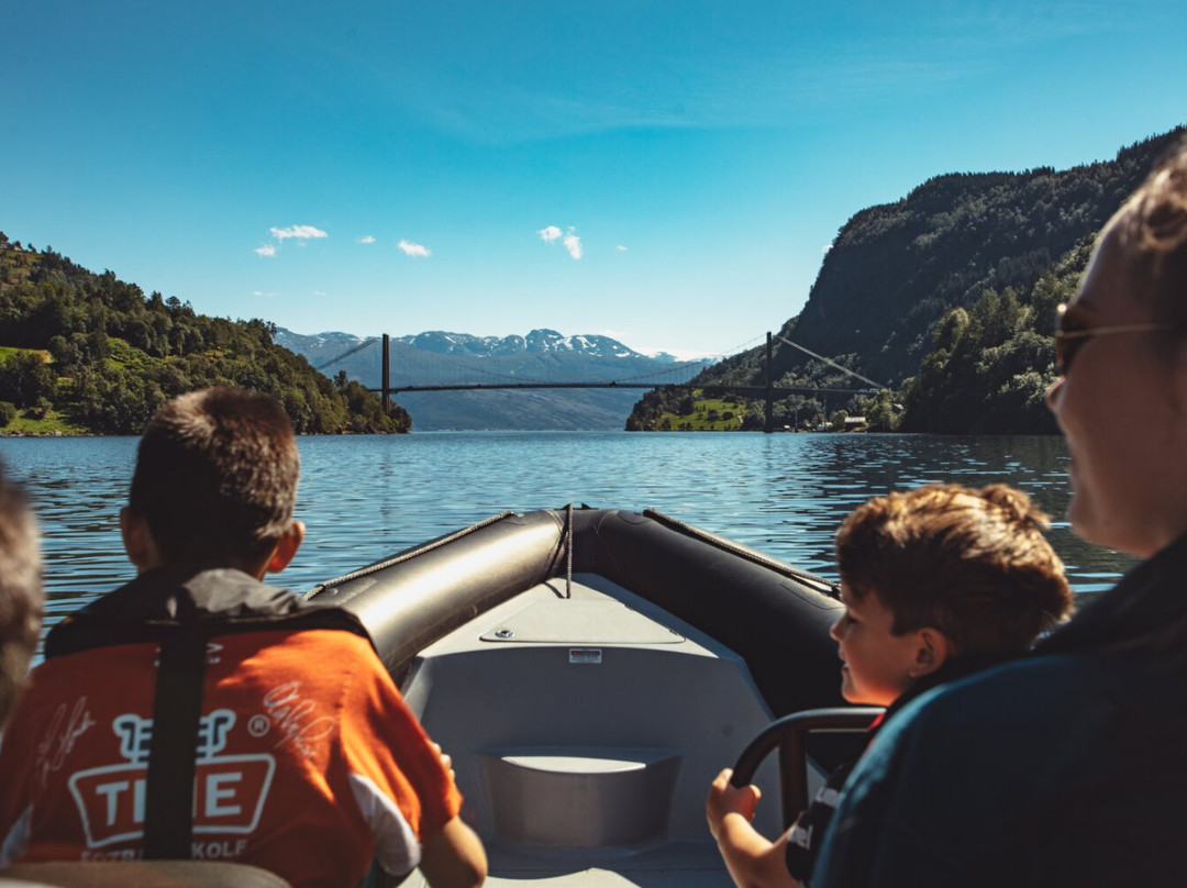 Hardangerfjord Adventure景点图片