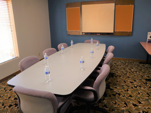 诺克罗斯-亚特兰大呗盟套房酒店主图