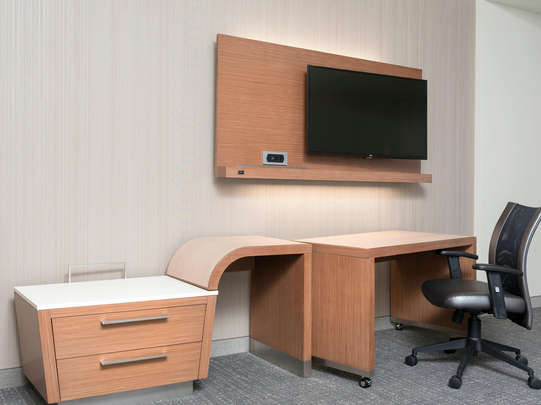 Courtyard by Marriott Mt. Pleasant at Central Michigan University主图