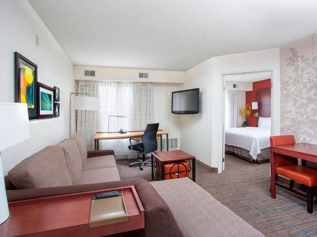 Residence Inn by Marriott Topeka主图