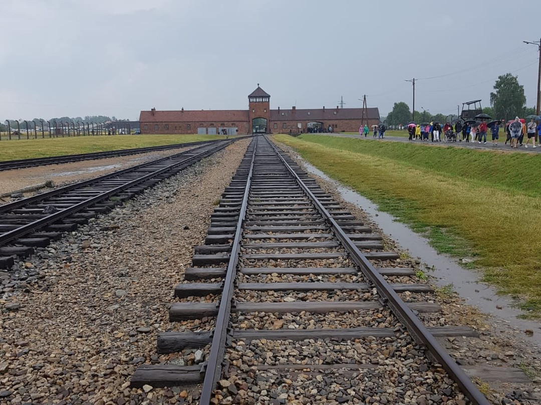Auschwitz-Krakow Tours-克拉科夫必去景点