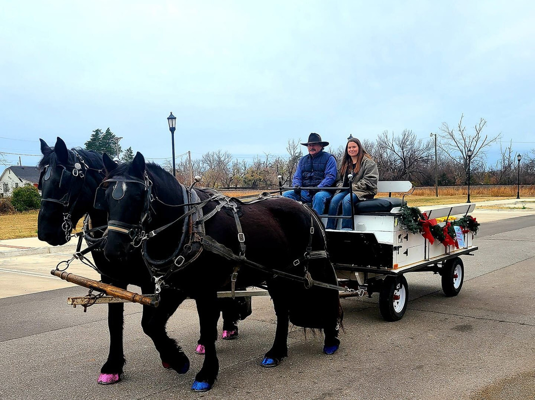 Visit Edmond-埃德蒙必去景点