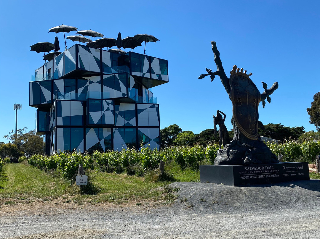 Hills Luxury Day Tours-Wistow必去景点