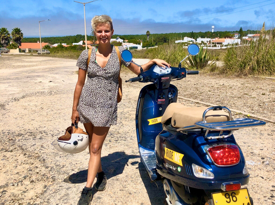 Indy Scooters. Scooter rental in Aljezur景点图片