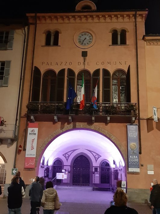 Palazzo Comunale-阿尔巴必去景点