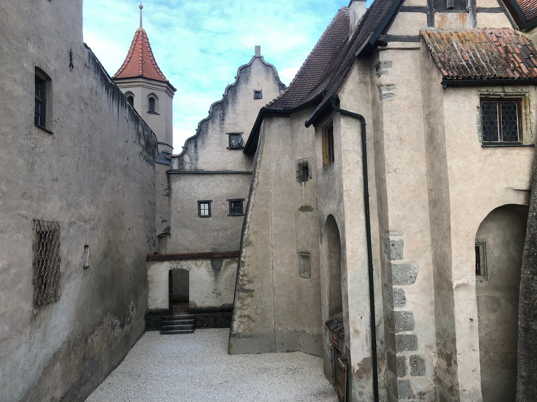 Harburg Castle景点图片