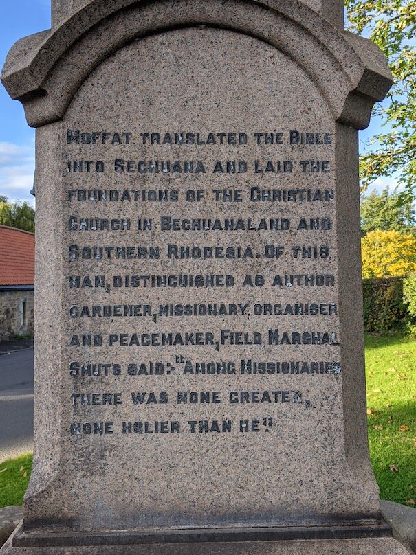 Robert Moffat Monument-Ormiston必去景点