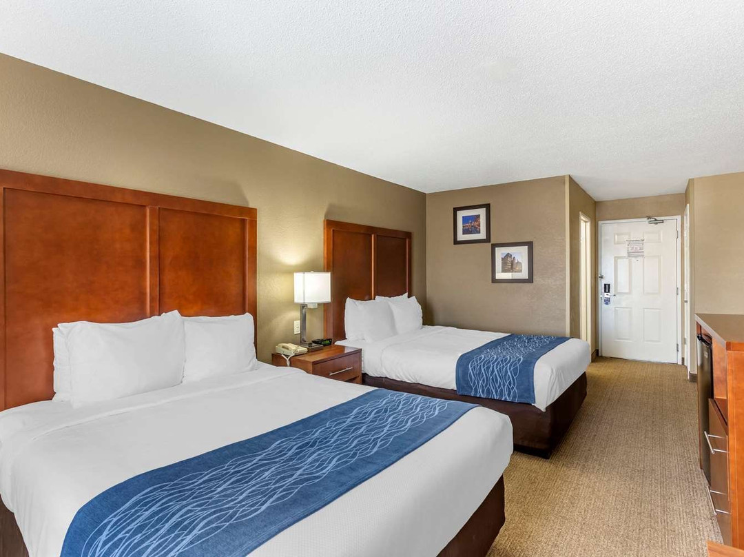 Comfort Inn Gurnee Near Six Flags主图