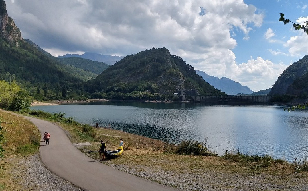 Valle Del Tena-韦斯卡省必去景点