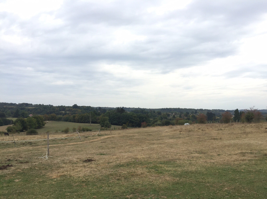 Puy Larousse Farmhouse主图