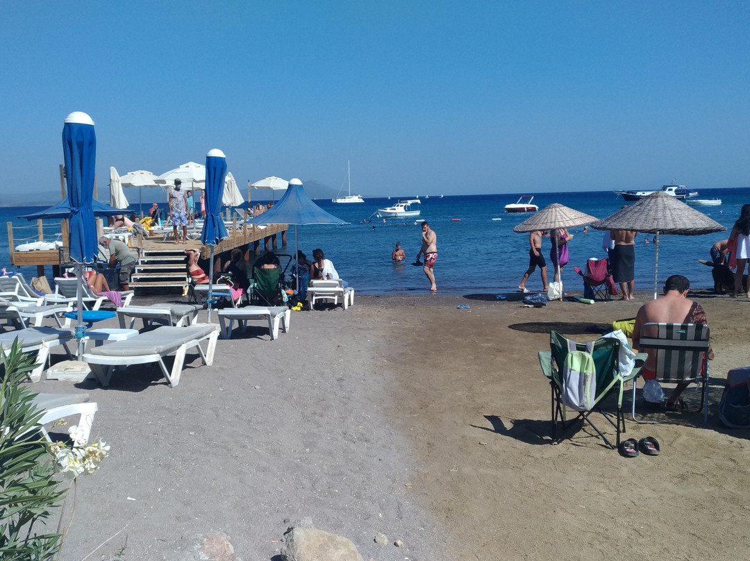 Karaincir Halk Plajı景点图片