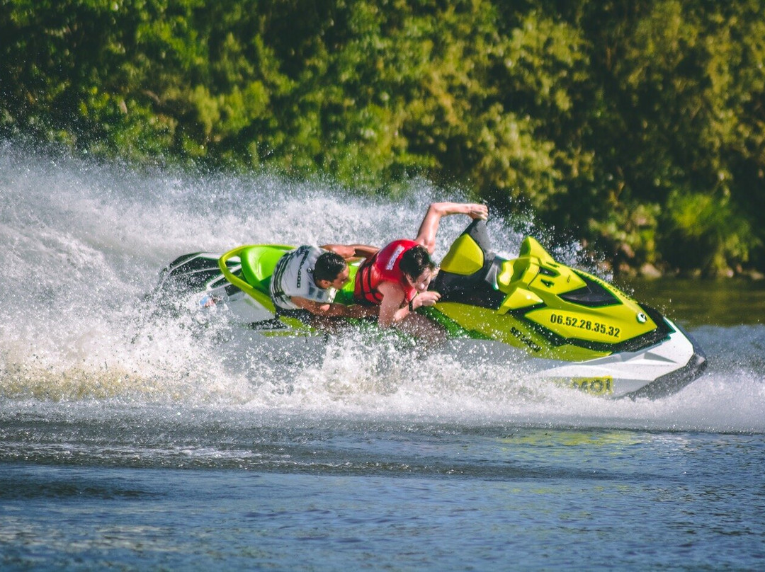 Aqua R fly-Jussy必去景点