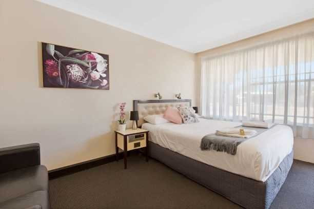 阿兰达乐汽车旅馆和功能中心主图