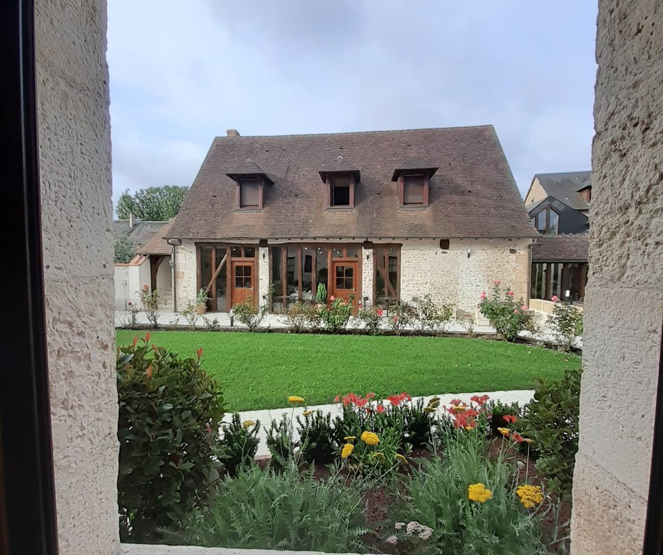 La Chaumiere Hotel & Restaurant主图