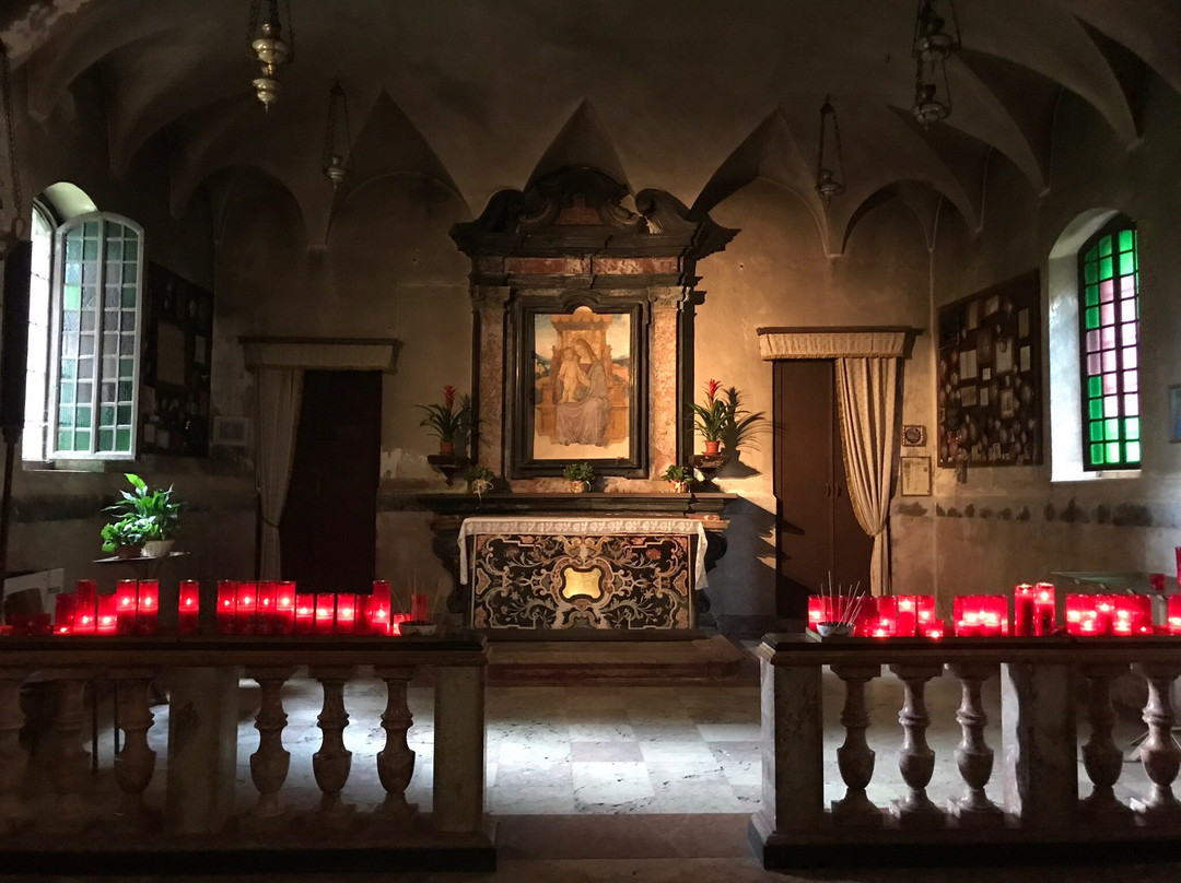 Santuario di Santa Maria Ad Fontem-Locate di Triulzi必去景点