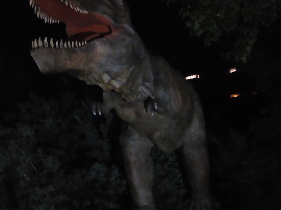 Dinosaur Park Zateryanny Mir-艾德勒必去景点