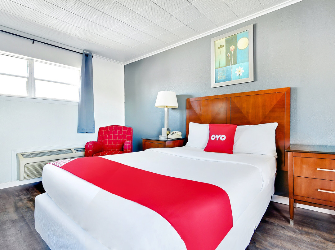 OYO Hotel McAlester OK S Main St主图