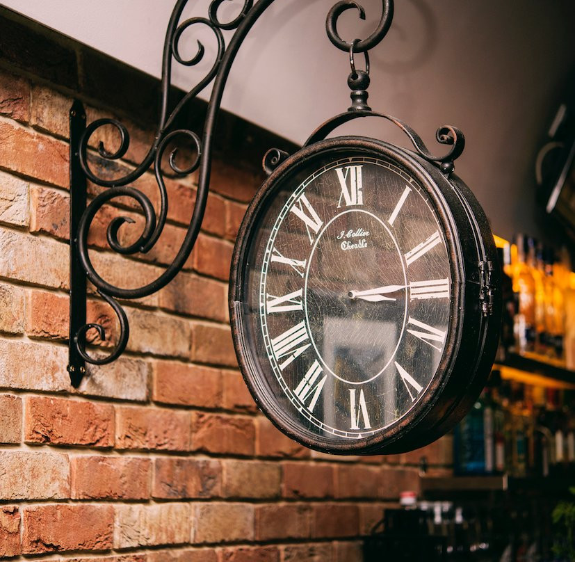 Murphy's Pub & Bowling