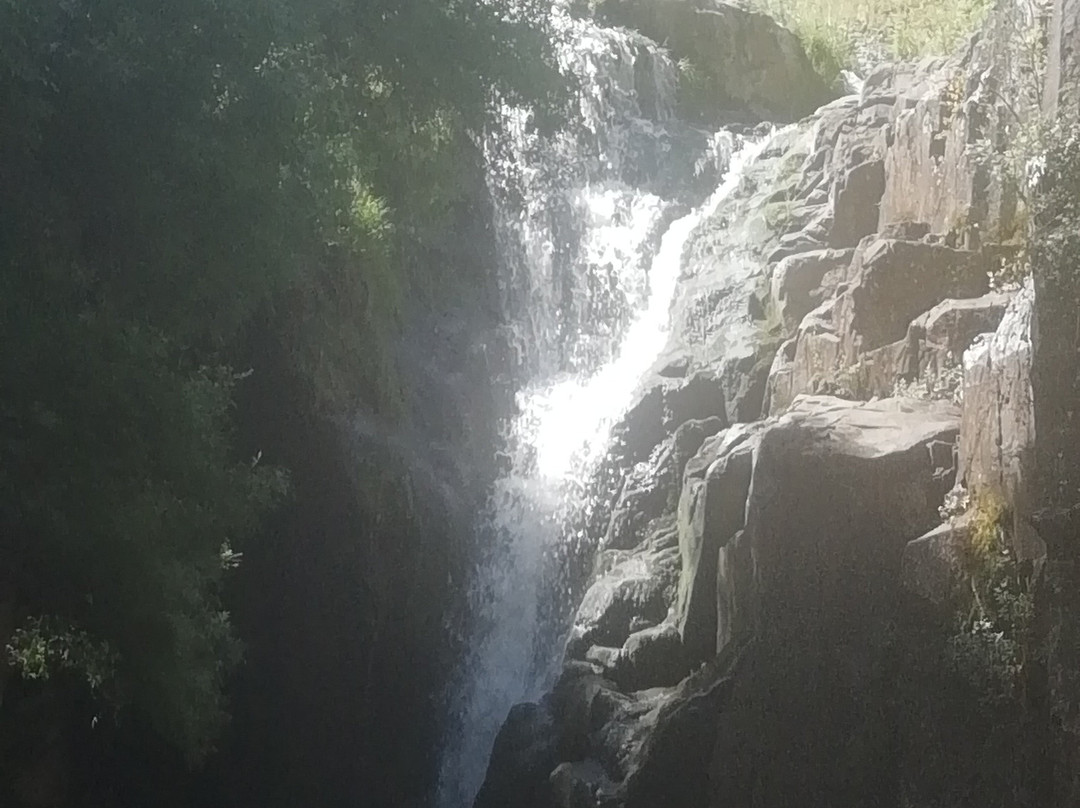 Cascata de Anços景点图片