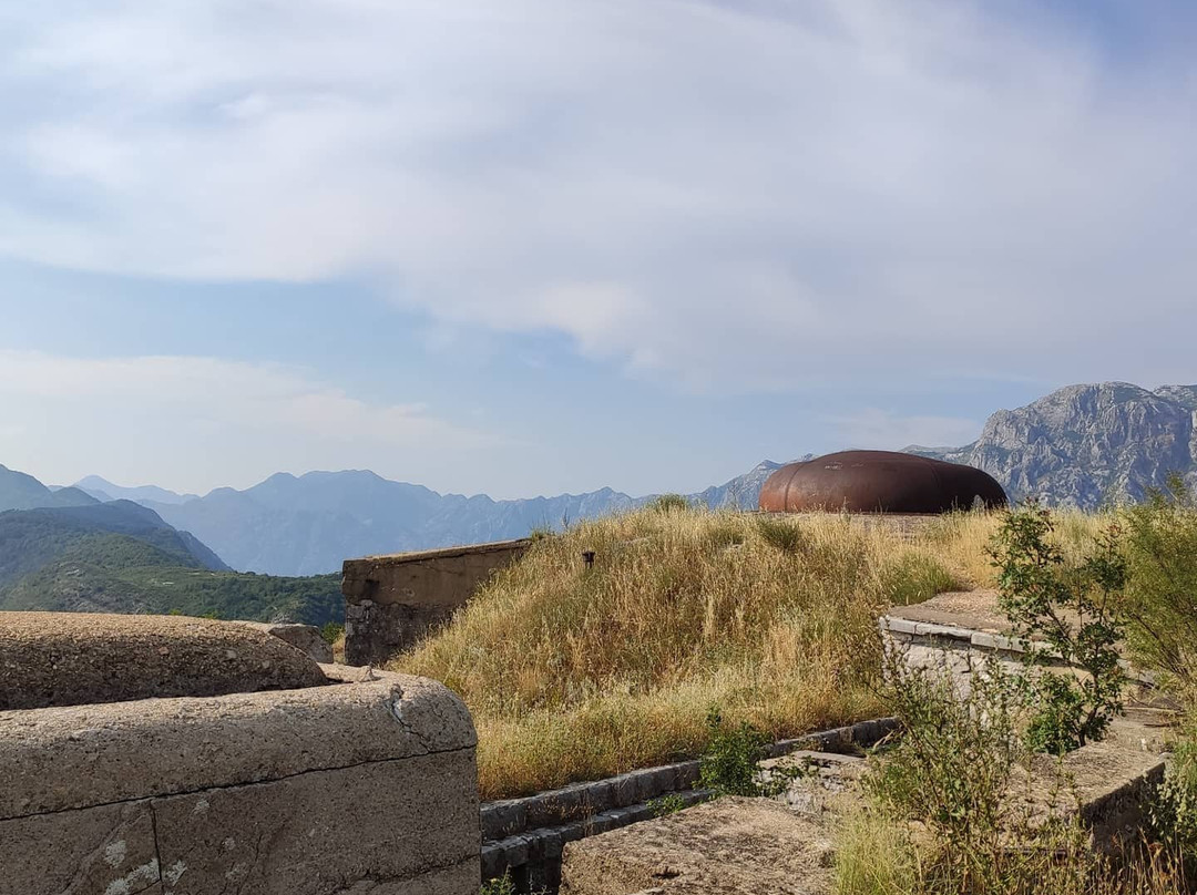 Fort Gorazda-Skaljari必去景点