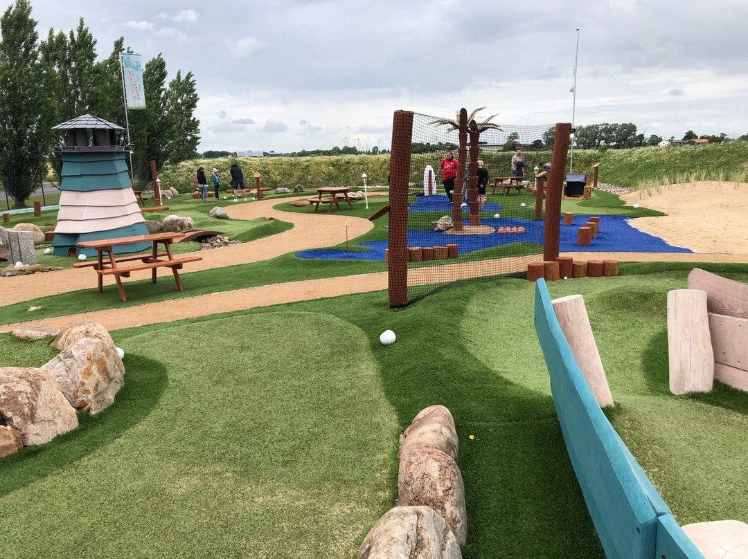 Family Fairway Adventure Golf景点图片