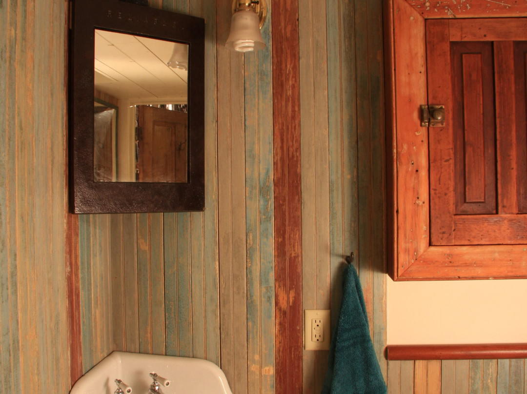 Shake Rag Alley Lodging主图