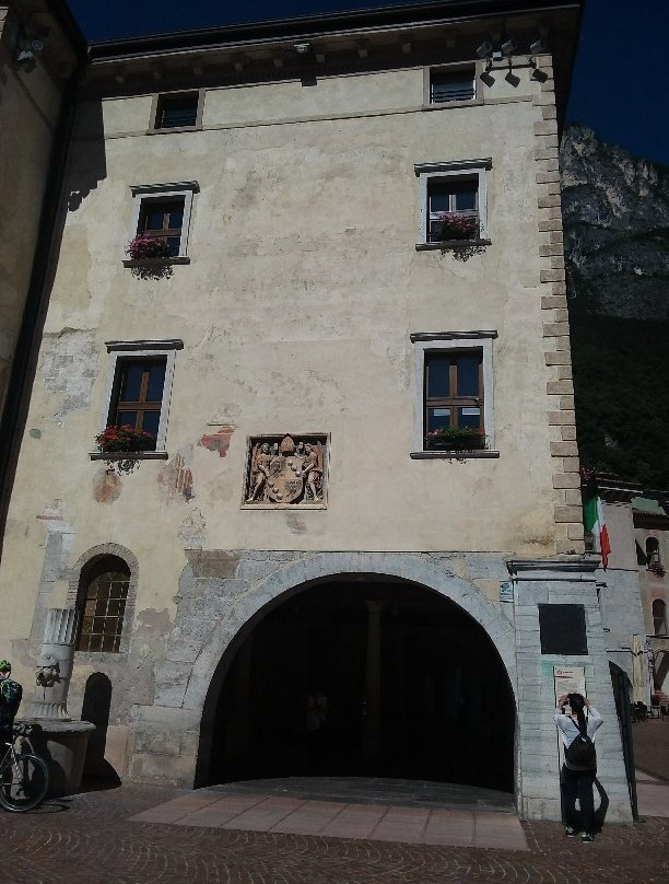 Palazzo Municipale-里瓦德尔加尔达必去景点