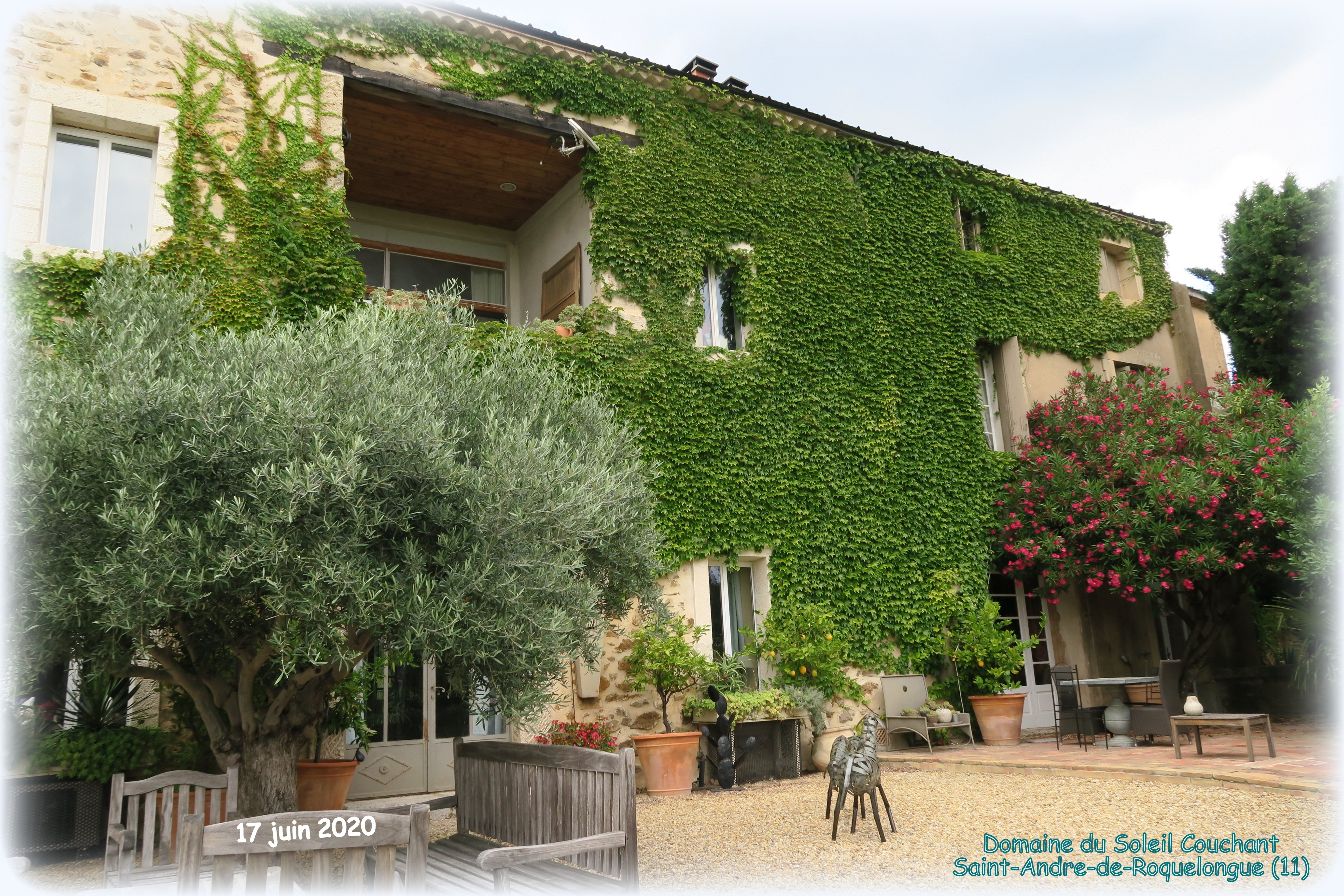Chambre d'Hotes au Domaine du Soleil Couchant-浴室