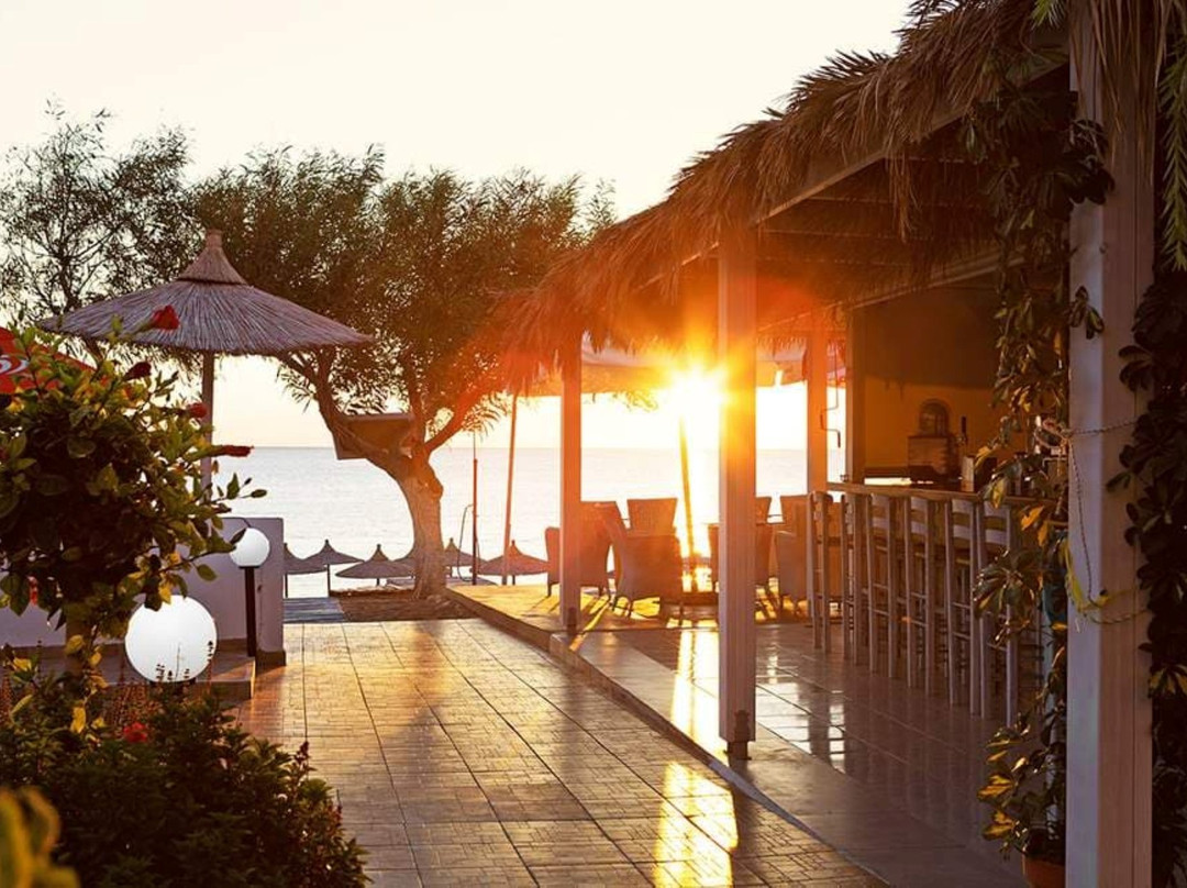 Minos Beach Hotel主图