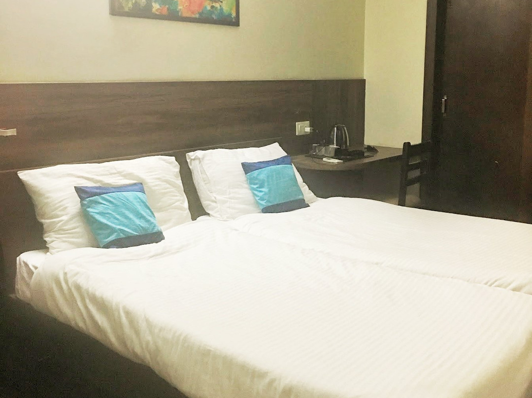 Eclat Suites Mint Gomti Nagar主图