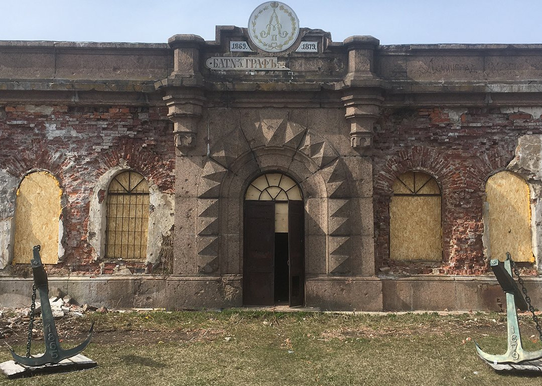 Excurtions to the Forts of Kronshtadt on Ship Kalan-喀琅施塔得必去景点