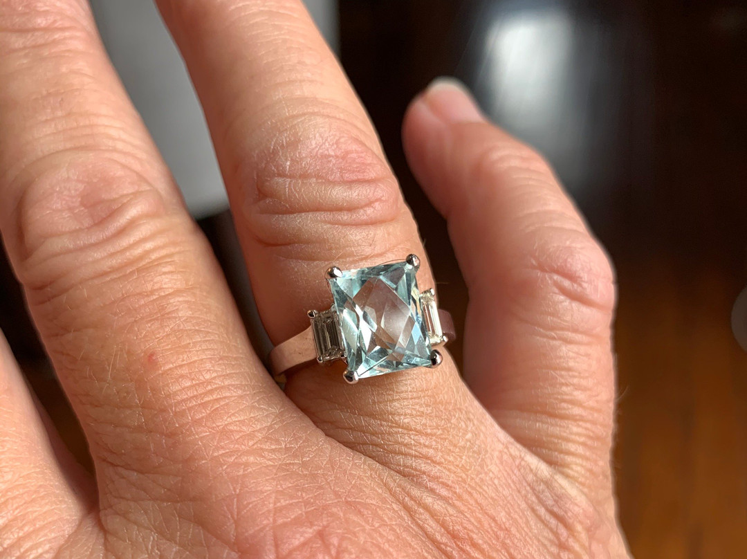 Dazzling Gems-菲利普斯堡必去景点