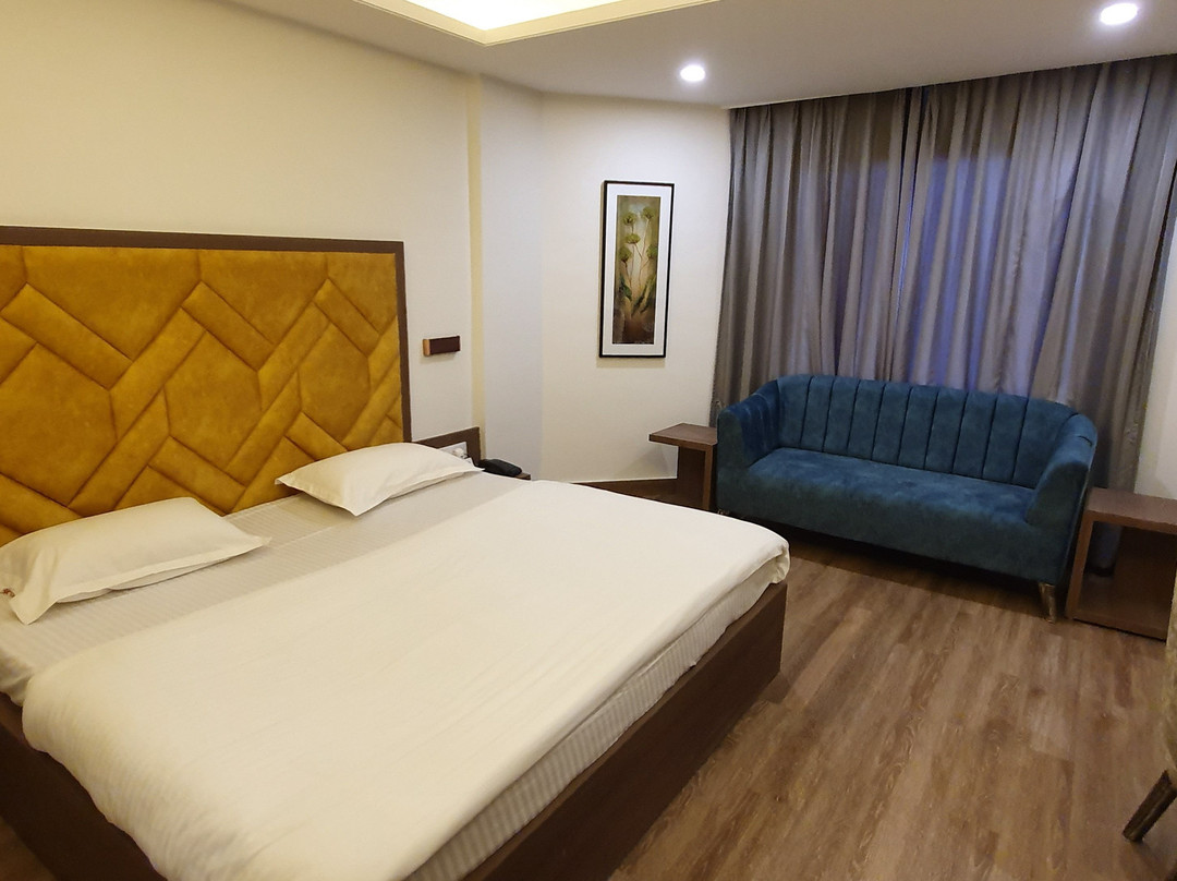 Hotel Ajanta Palace主图