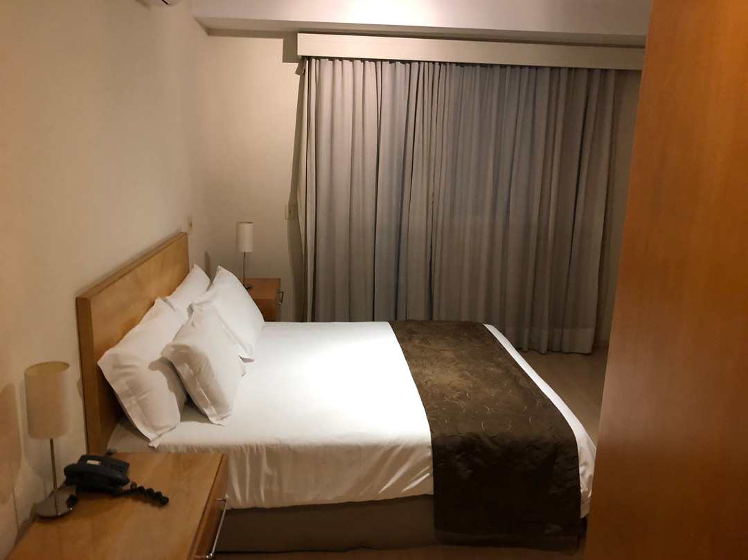 HB Hotels Sequoia主图