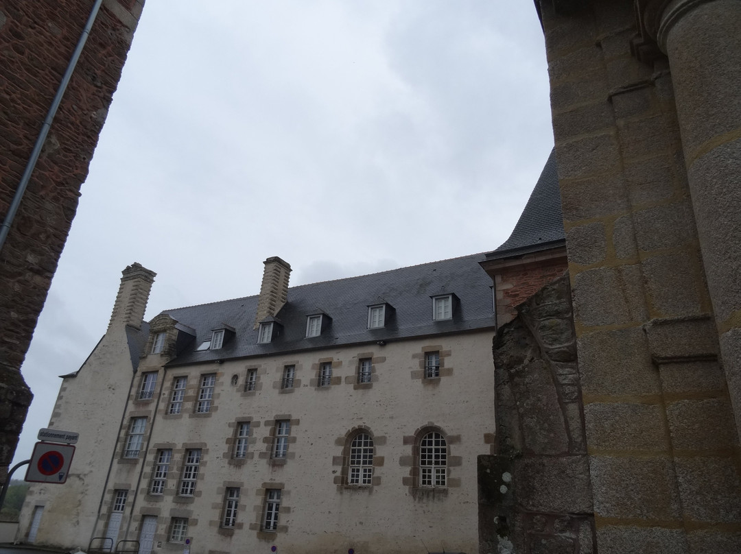 Chapelle Sainte-Catherine-迪楠必去景点