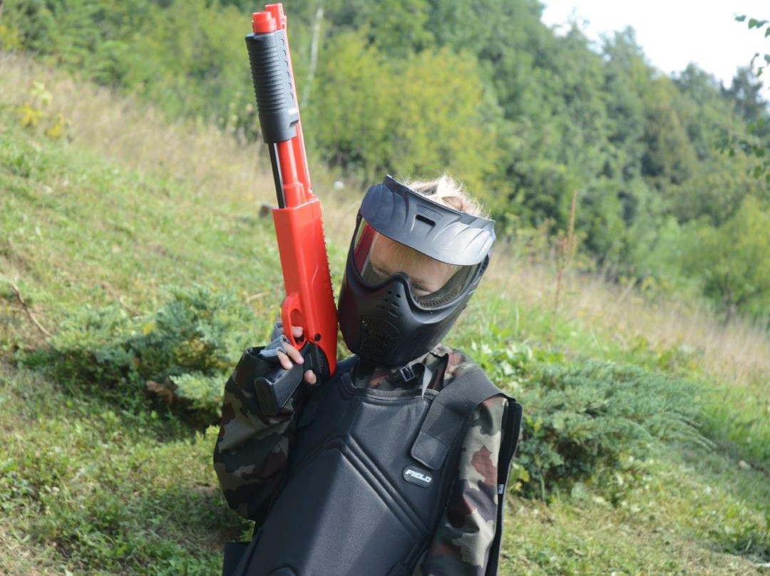 Campi Di Paintball A Materia景点图片