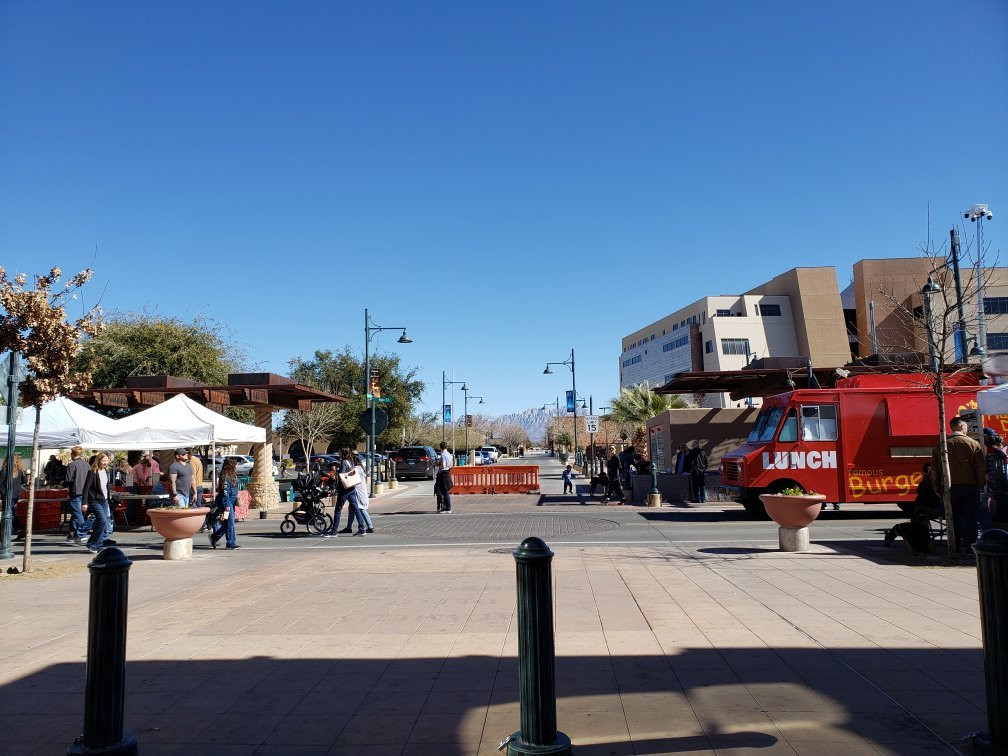 Farmers & Crafts Market of Las Cruces-拉斯克鲁塞斯必去景点