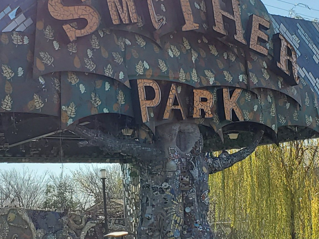 Smither Park景点图片